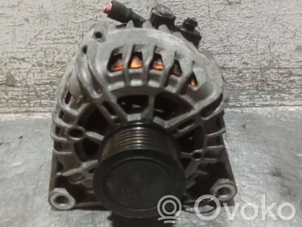 Alternador   30659389,VALEO