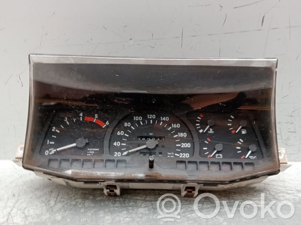 Opel Frontera A Vitezometru (grup de instrumente) 