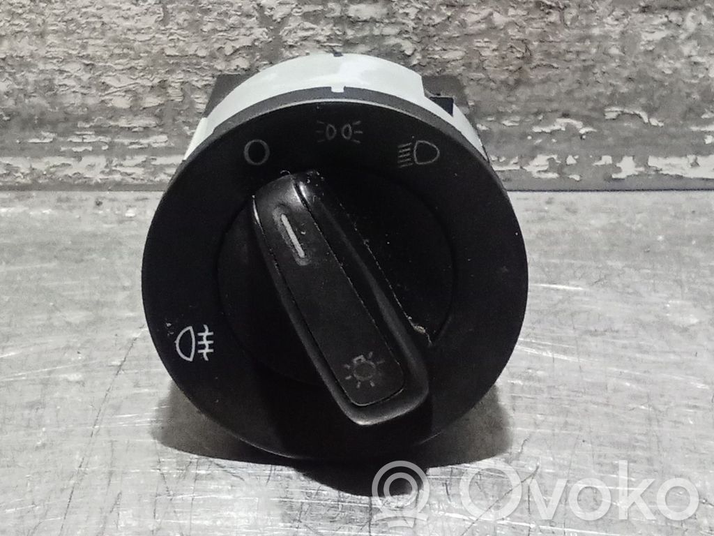 Skoda Citigo Regler Dimmer Schalter Beleuchtung Kombiinstrument Cockpit 