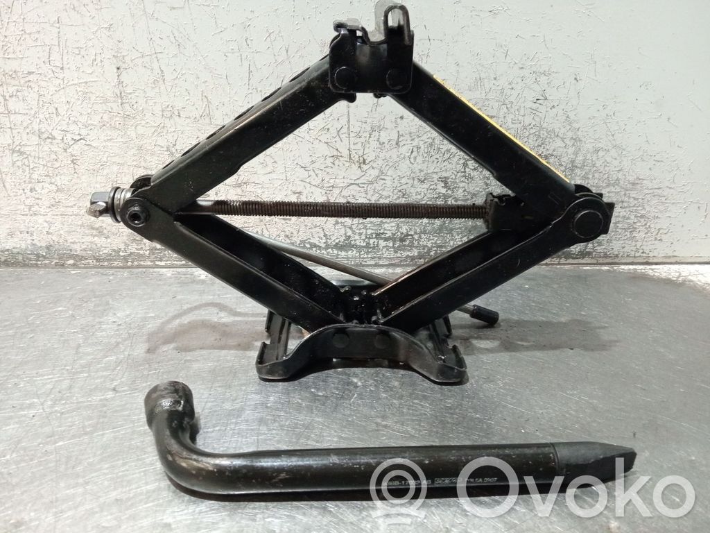 Lift Jack   6M5117080AB,93BB17032AB