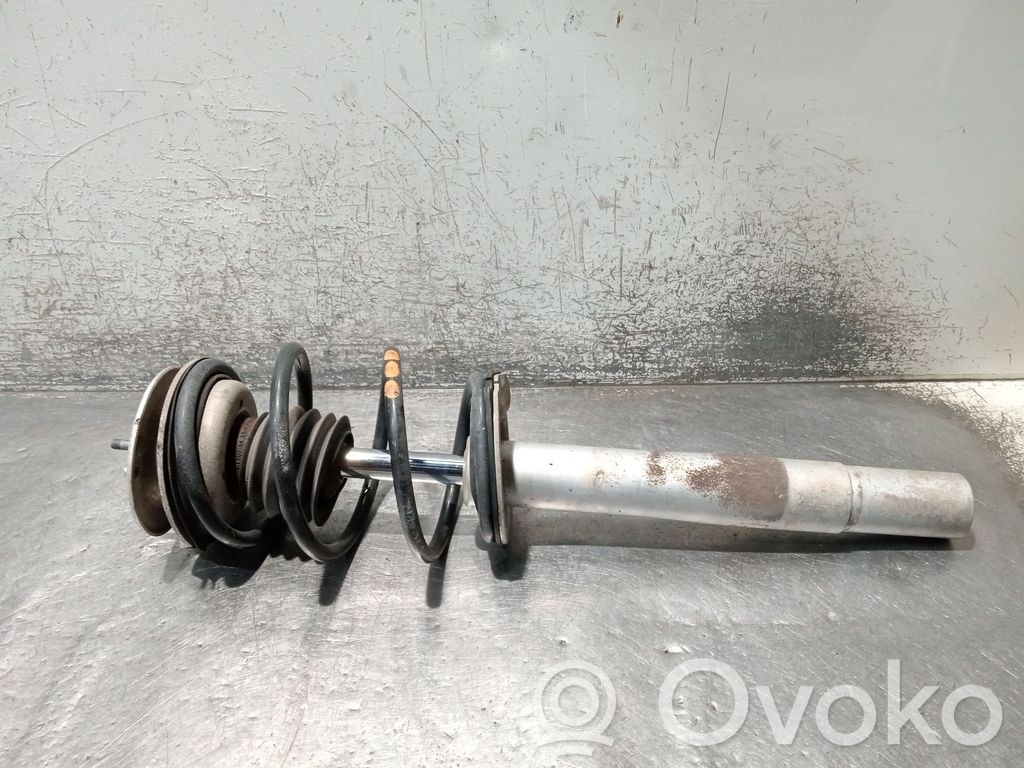 BMW 5 E39 Priekšpusē amortizators ar atsperi 