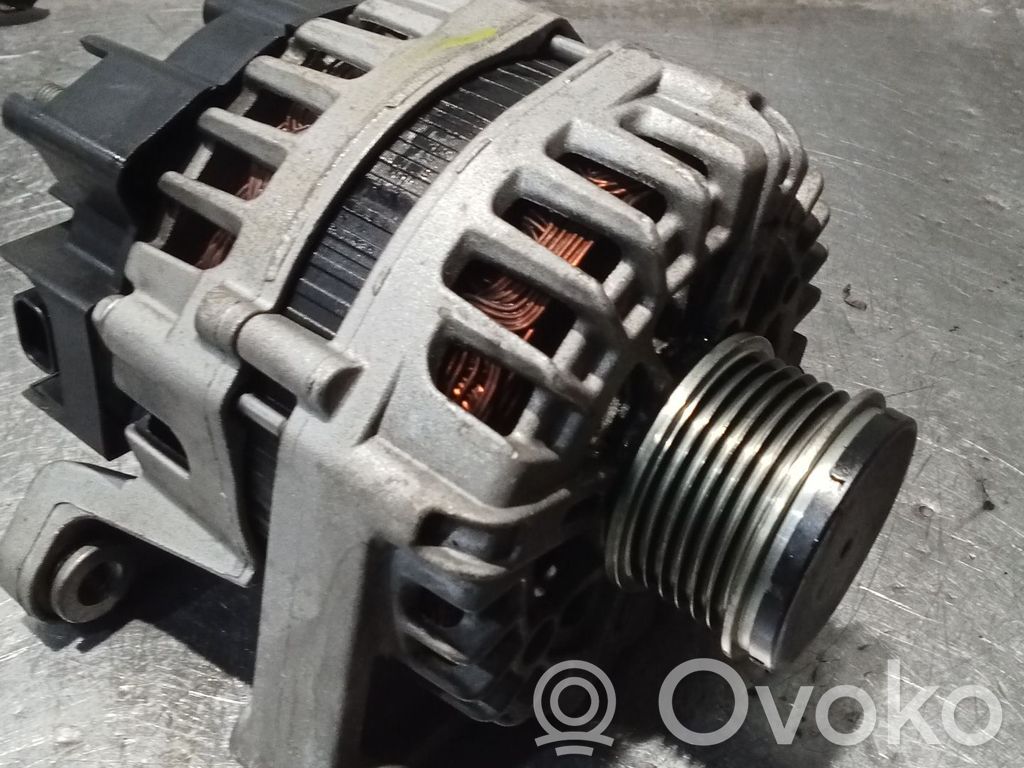 Opel Mokka Generator/alternator 