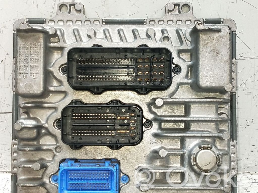 Opel Corsa E Engine control unit/module 
