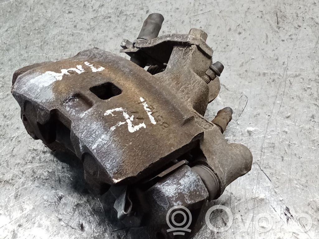 Toyota Corolla E110 Aizmugurējais suports 