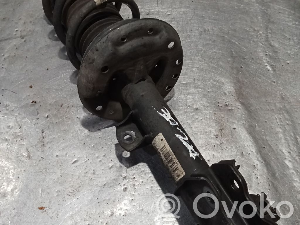 Opel Corsa C Priekšpusē amortizators ar atsperi 