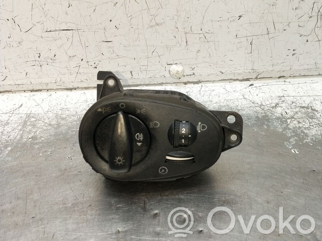 Ford Focus Panel lighting control switch 