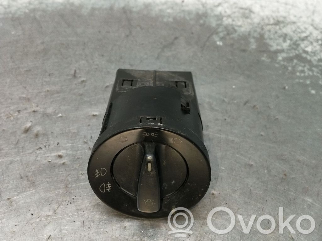 Panel lighting control switch   3B0941531C
