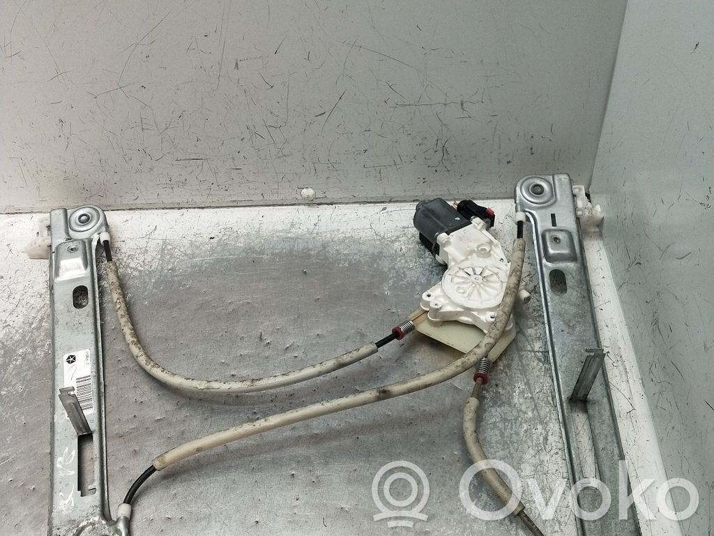 Dodge Caliber Macara geam față manuală 