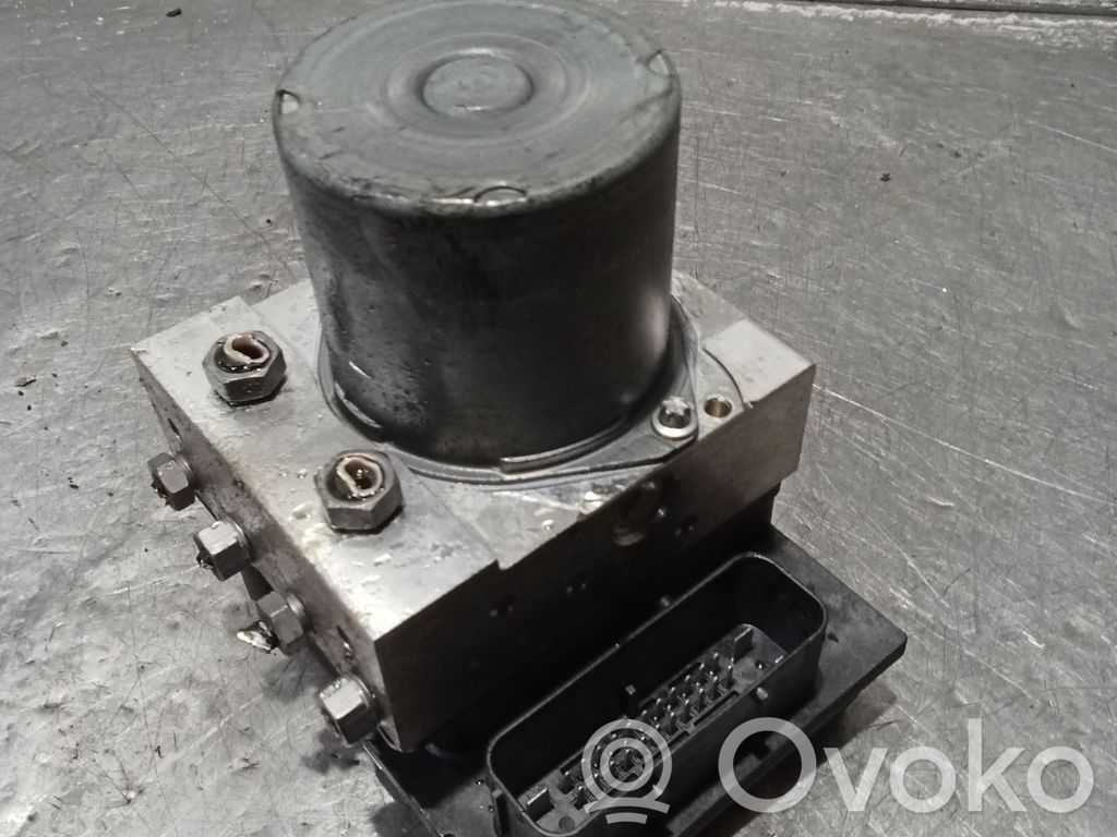 BMW X3 E83 ABS Pump 