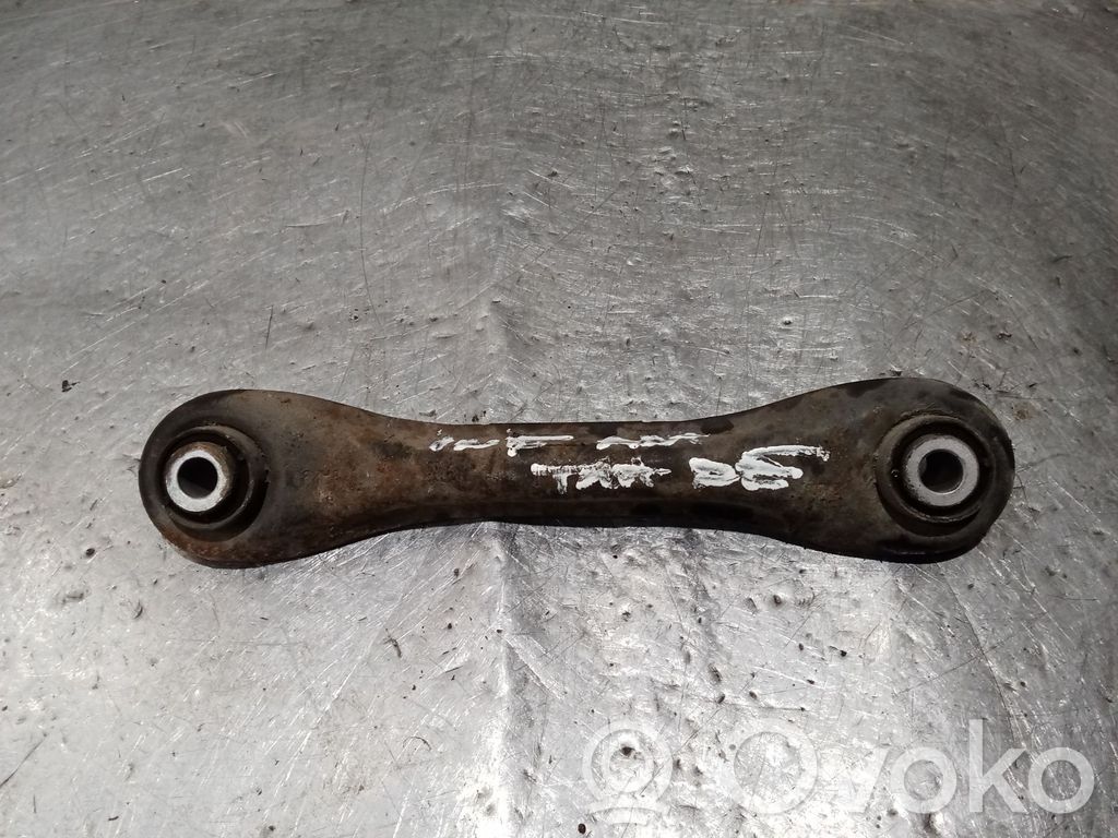 Ford Focus Takatukivarsi 