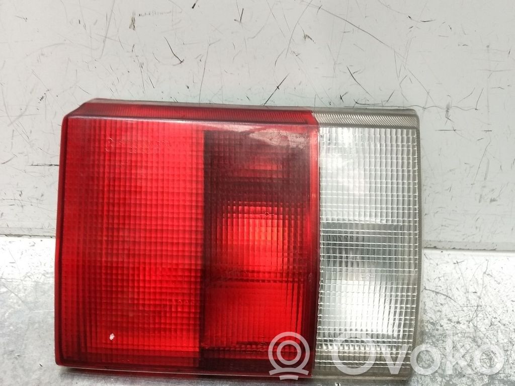 Etuajovalon polttimo   4P