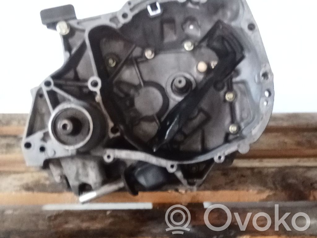 Renault Clio II Scatola del cambio manuale a 5 velocità 