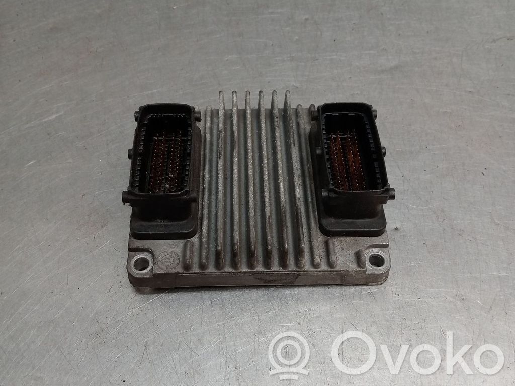 Opel Combo C Engine control unit/module 
