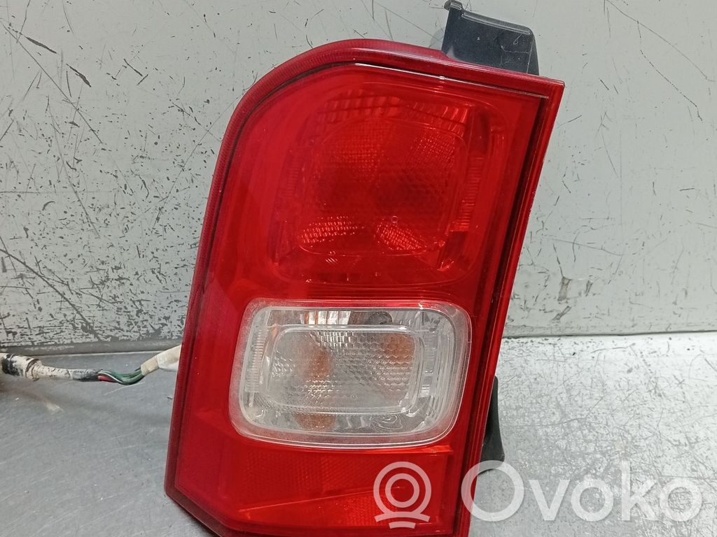 Rear/tail lights