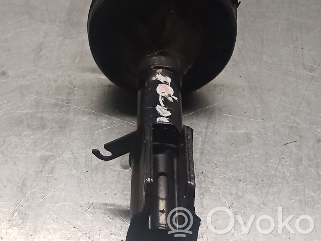 Renault Clio III Front shock absorber with coil spring 