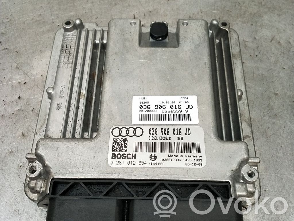 Unidad de control/módulo del motor   0281012654