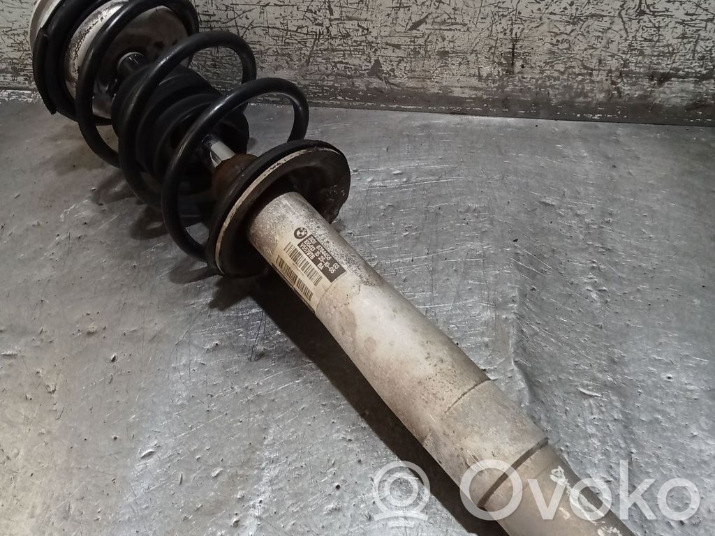 BMW 5 E60 E61 Priekinis amortizatorius su spyruokle 