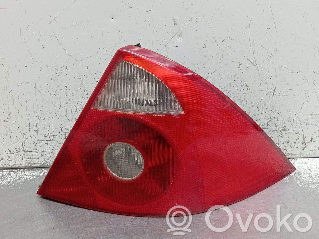 Lampa tylna