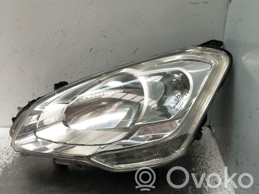 Peugeot Partner Faro/fanale 