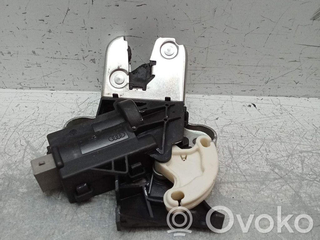 Audi A4 Allroad Stellmotor Heckklappe Kofferraumdeckel