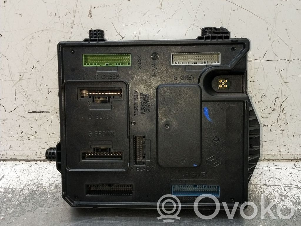 Alte unități/module de control   284B15472R