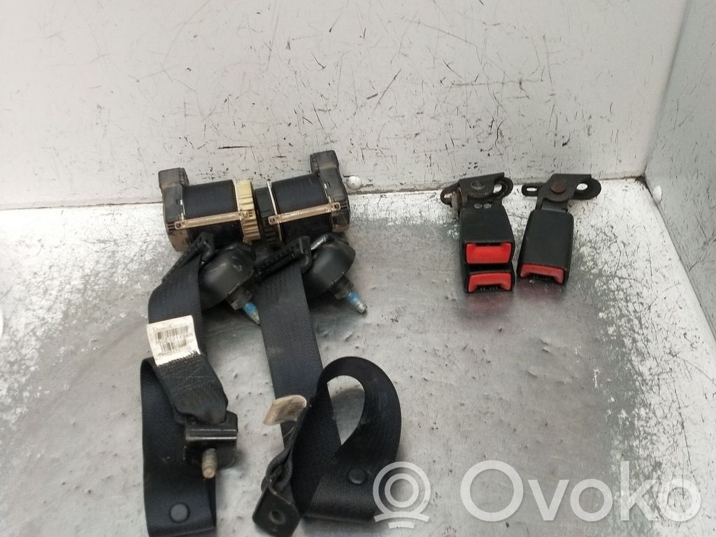Jeep Cherokee KJ Centură spate 
