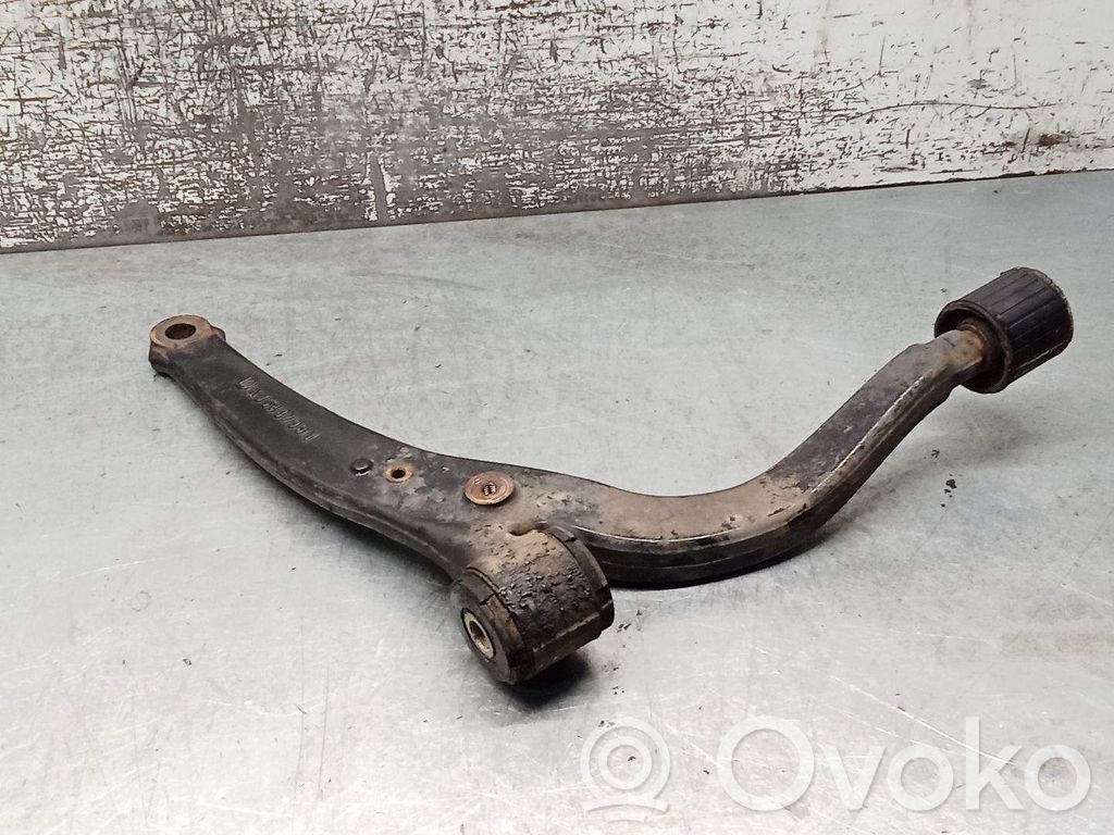 Peugeot 607 Brazo de suspensión delantero