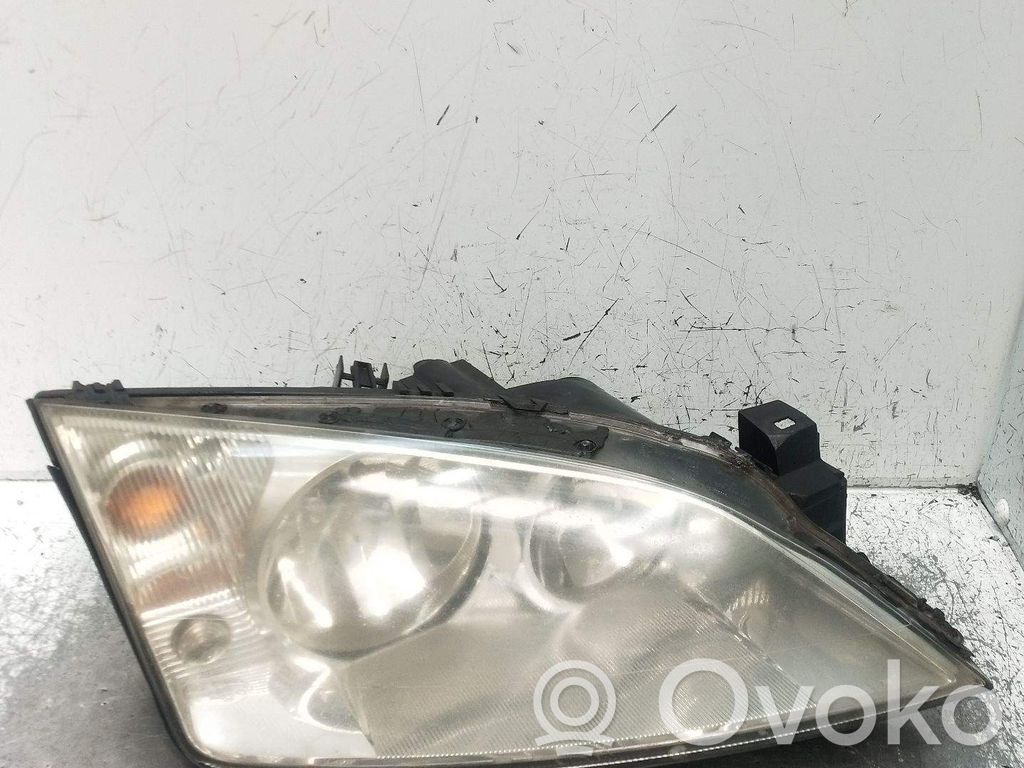 Ford Mondeo Mk III Headlight/headlamp