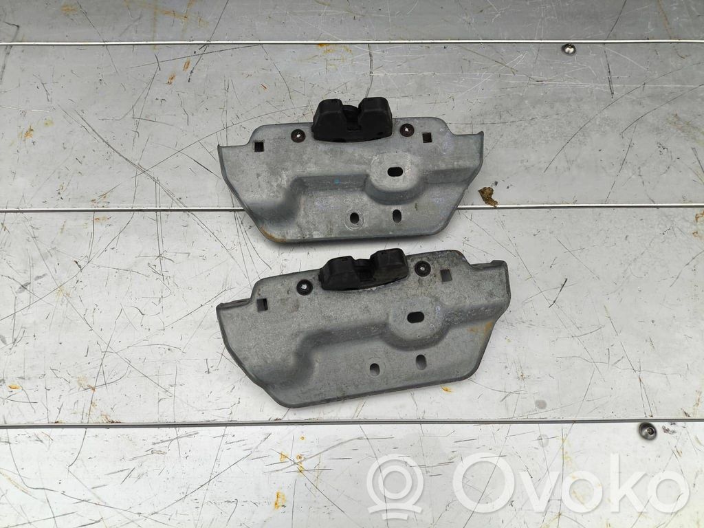 Tailgate/trunk/boot lock/catch/latch