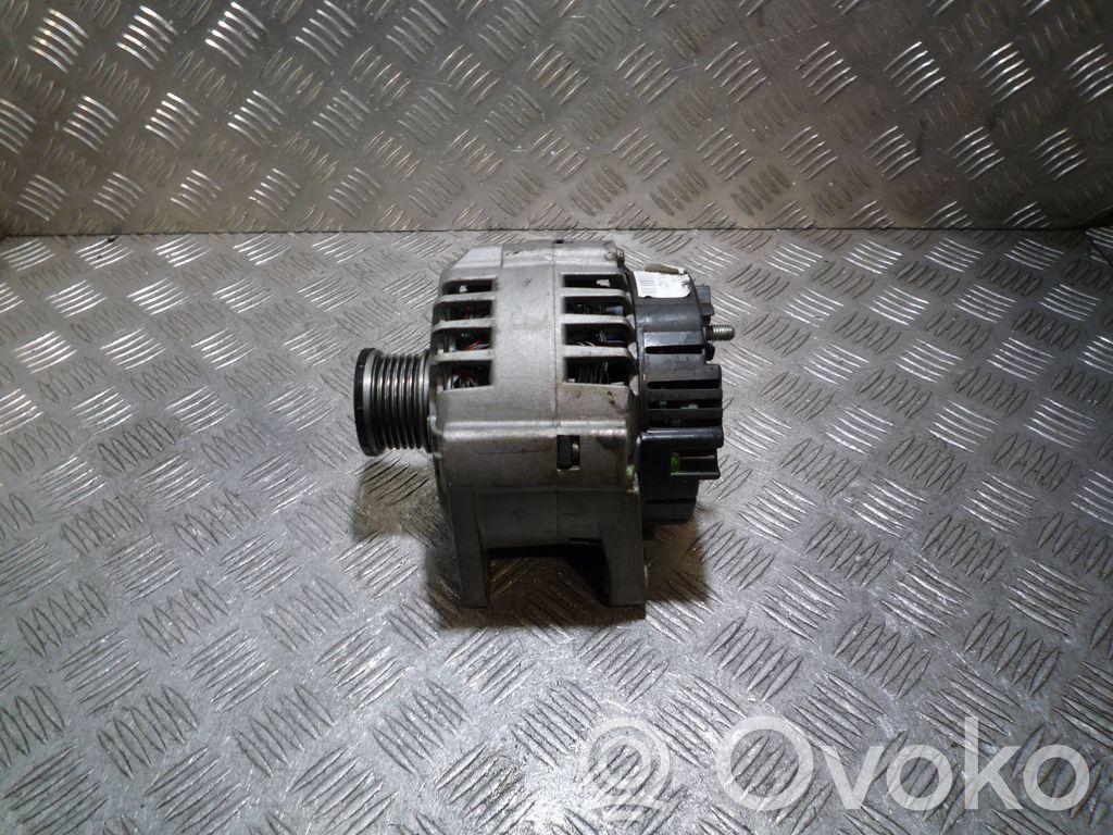 Renault Trafic II (X83) Generatore/alternatore 