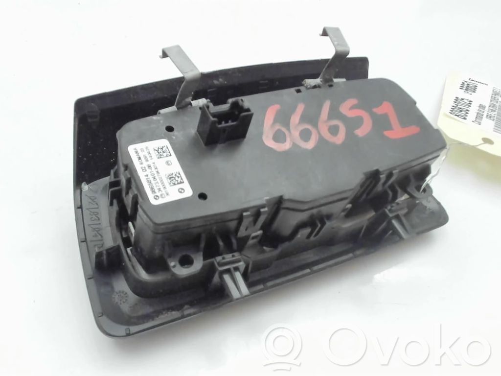 BMW 2 F46 Light switch 