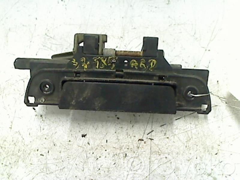 Manecilla externa puerta trasera   51228138952
