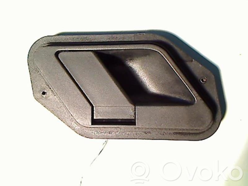 Manecilla interna puerta delantera