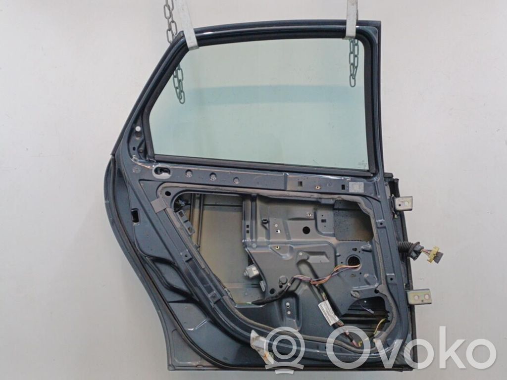 Galinės durys   9006A0