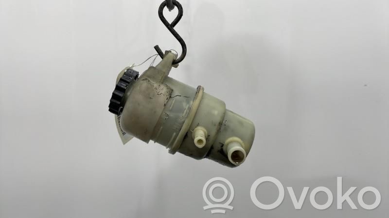 Ohjaustehostimen nestesäiliö   5105338AB