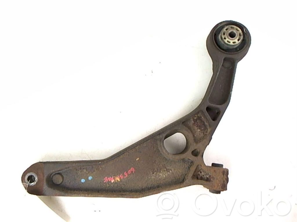 Fiat Freemont Basculă inferioară față 