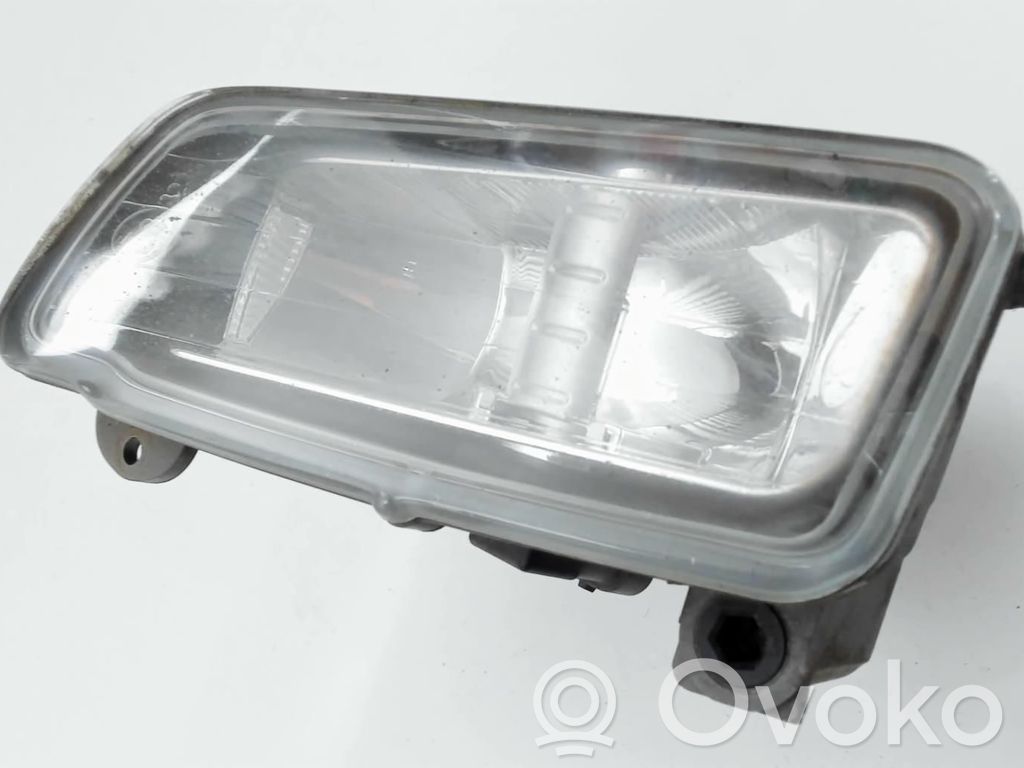 Luz de niebla delantera   1471730,7M5115K202AC