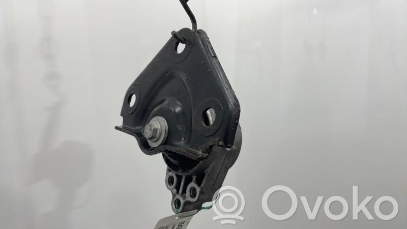 Ford Fiesta Engine mount bracket 