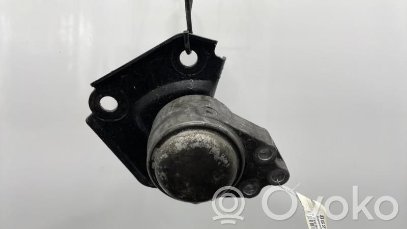 Engine mount bracket   1461299