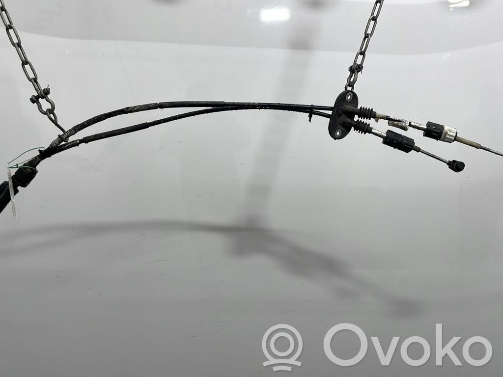 Gear shift cable linkage