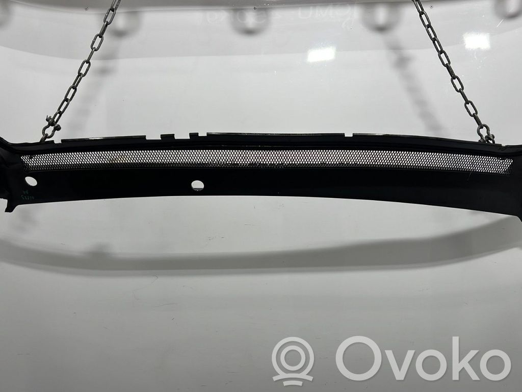 Ford Focus Wiper trim 
