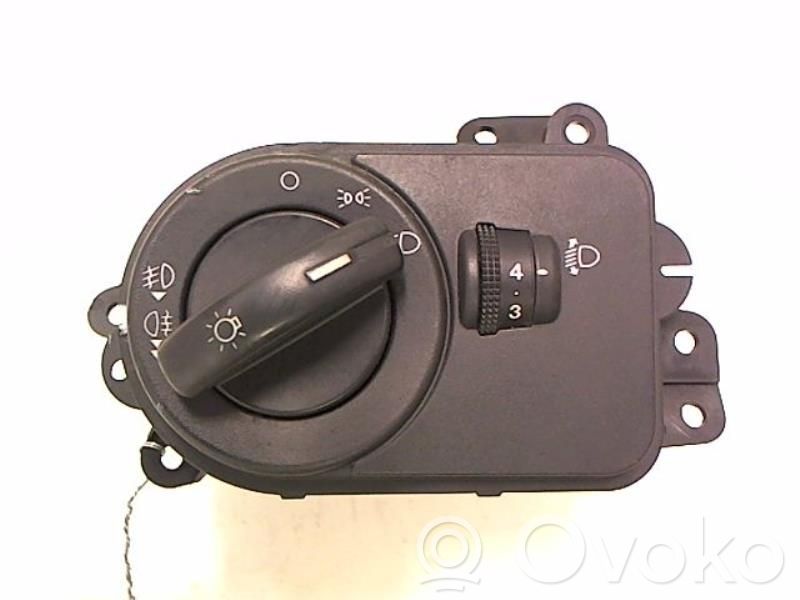 Light switch   1322380,2S6T13A024CB