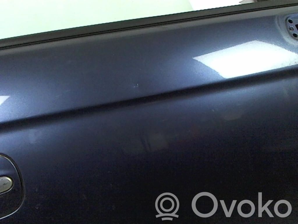 Hyundai Trajet Puerta delantera 
