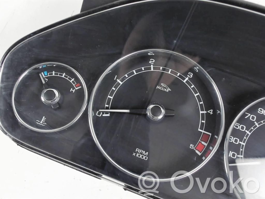 Jaguar X-Type Speedometer (instrument cluster) 