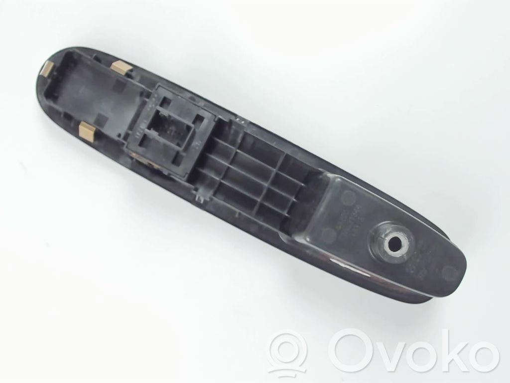 Electric window control switch   735531345