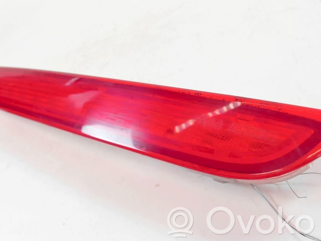Mazda 2 Third/center stoplight 