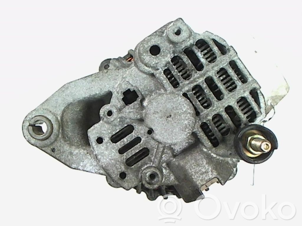 Mazda 323 Alternador 