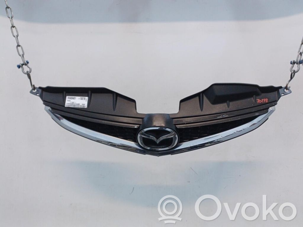 Front grill   CE1950710B