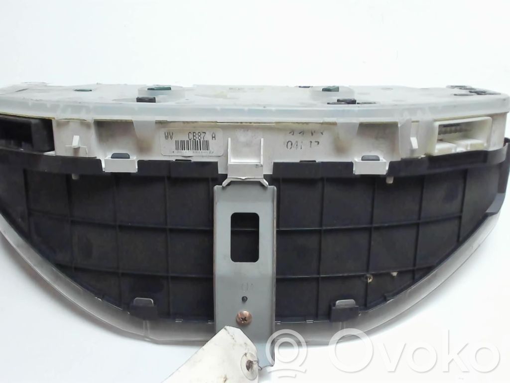 Mazda Premacy Speedometer (instrument cluster) 