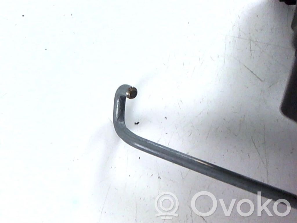 Front door lock   13431837